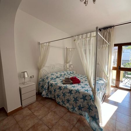 Bed And Breakfast Le Petunie Bari Sardo Kültér fotó
