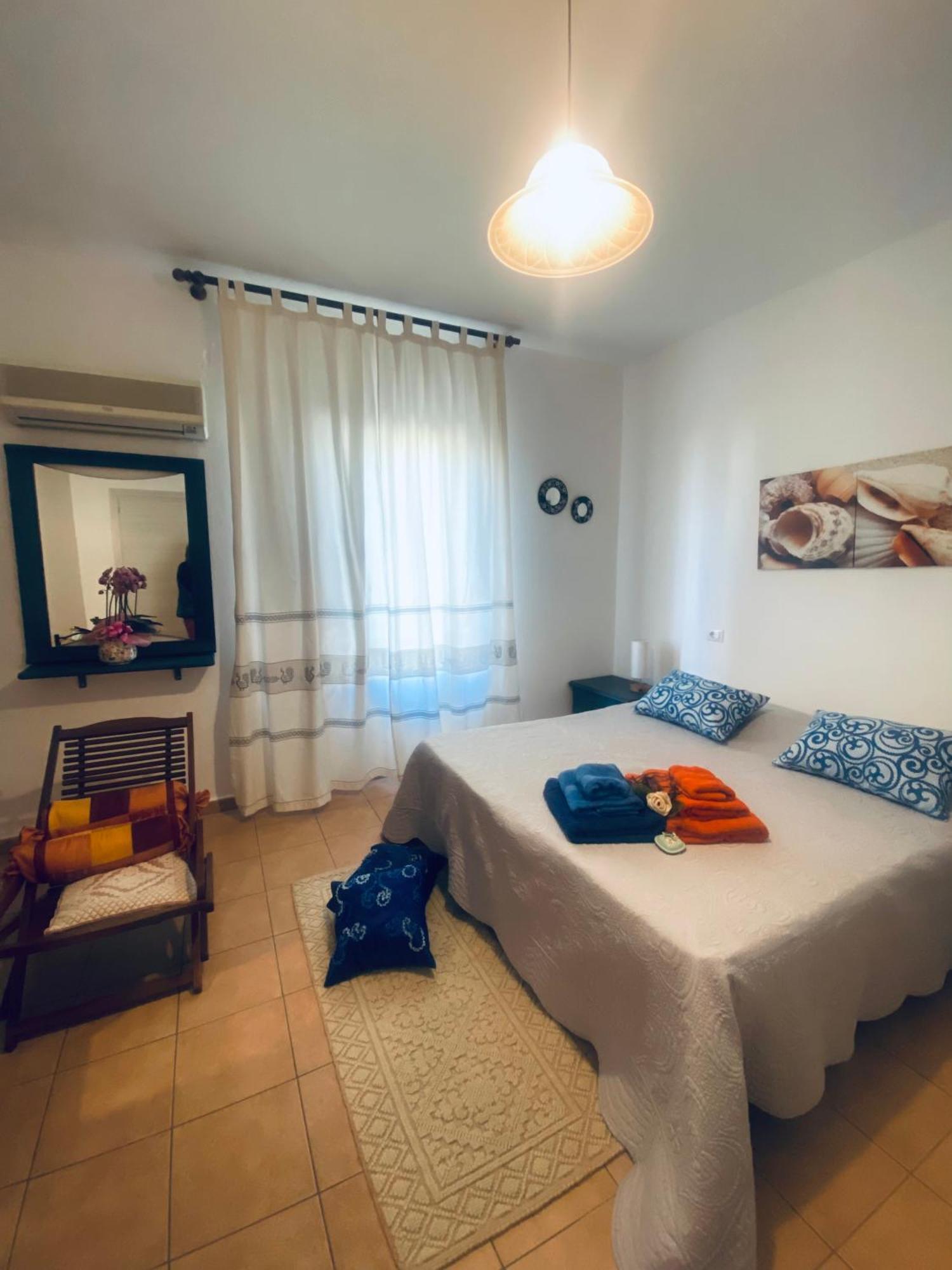 Bed And Breakfast Le Petunie Bari Sardo Kültér fotó