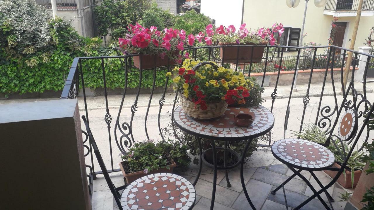 Bed And Breakfast Le Petunie Bari Sardo Kültér fotó